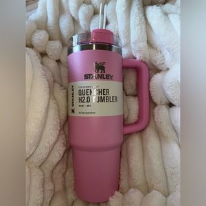 30 oz sizzling pink Stanley cup limited edition brand new